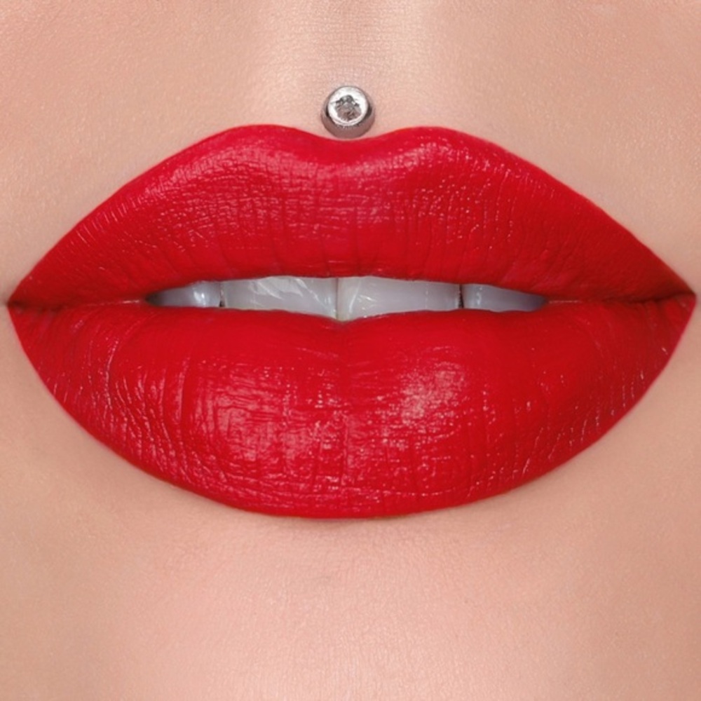 Jeffree Star Red Affair Velvet Trap Lipstick